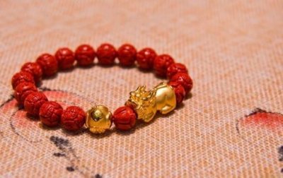 ​突然手臂长了朱砂痣(手腕突然长朱砂痣是情劫吗)