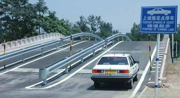 报考驾校要多少钱?学车费用一般多少钱-