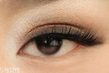 双眼皮贴什么时候贴最好 双眼皮贴什么时候贴最好