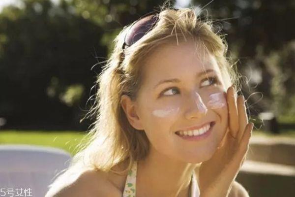 烟酰胺凝胶能长期用吗 烟酰胺凝胶的作用 烟酰胺凝胶能长期用吗 烟酰胺凝胶的作用