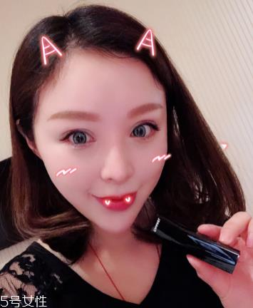 撞色妆怎么化好看 简单撞色妆图解教程 撞色妆怎么化好看 简单撞色妆图解教程