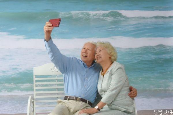 为什么男朋友给不了我安全感 男友给不到安全感怎么办 为什么男朋友给不了我安全感 男友给不到安全感怎么办