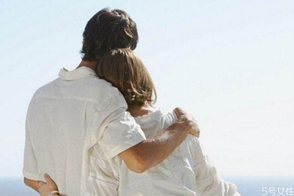 异地夫妻怎么经营婚姻 异地夫妻经营婚姻的方法 异地夫妻怎么经营婚姻 异地夫妻经营婚姻的方法