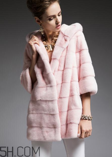 水貂皮草怎么鉴别?如何辨别水貂皮草真假? 水貂皮草怎么鉴别?如何辨别水貂皮草真假?