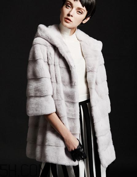 水貂皮草怎么鉴别?如何辨别水貂皮草真假? 水貂皮草怎么鉴别?如何辨别水貂皮草真假?