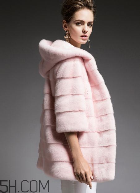 水貂皮草怎么鉴别?如何辨别水貂皮草真假? 水貂皮草怎么鉴别?如何辨别水貂皮草真假?