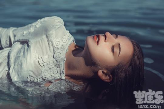 十二星座谁最喜欢窥探他人隐私2