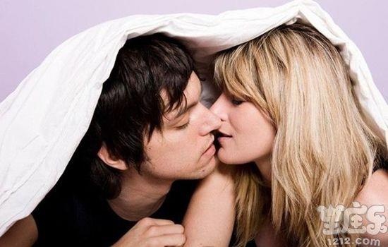 十二星座第一次和喜欢的人睡一起是什么体验? 4