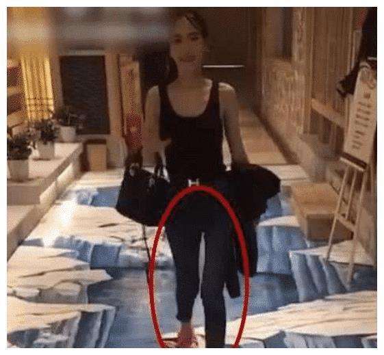 泰国“水果西施”全身照曝光,镜头下移看到她的腿