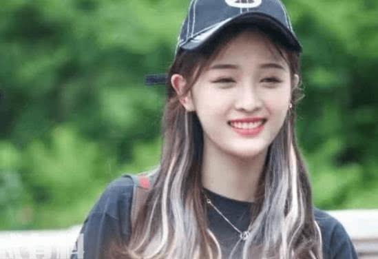 唐家三少终于更博,看到男女主后,网友:终于官宣了