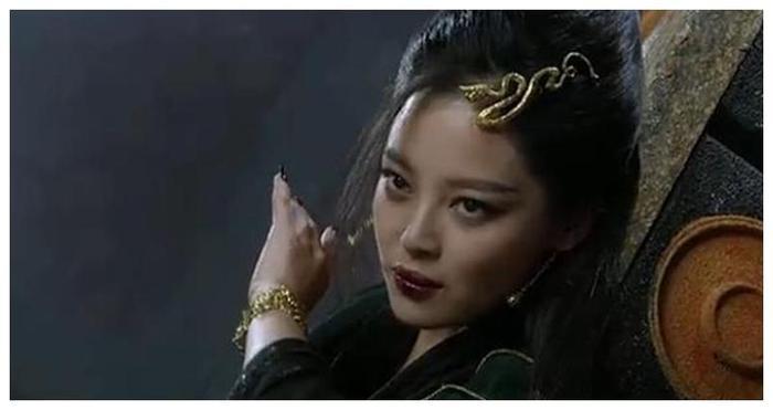 斗破萧炎三个老婆,一个娃娃亲一个青梅竹马一个专吃毒虫,厉害吧