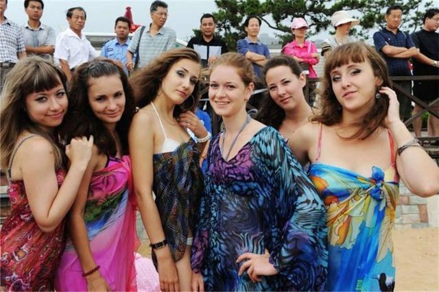 东北奇怪俄罗斯族村:村民个个蓝眼睛高鼻梁,称自己只想当中国人