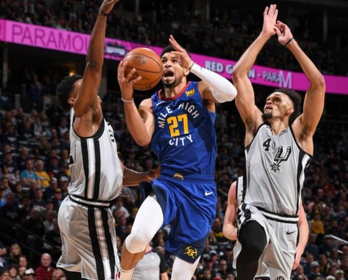 隔扣米尔萨普+关键抢断,马刺力克掘金!他功不可没