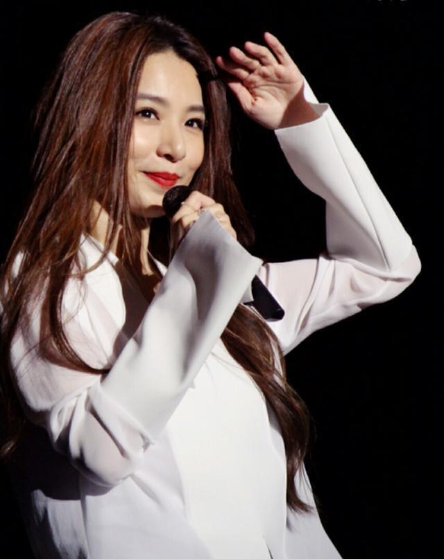 田馥甄微博“爱了很久的朋友”是怎么回事?原来……