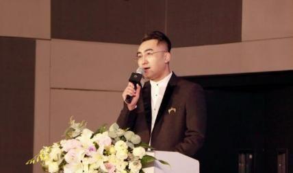 RNG要抢Jackeylove？北京主场变成夜店，RNG怎么了？