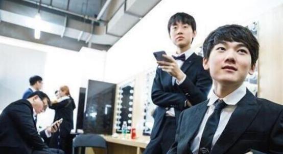 RNG要抢Jackeylove？北京主场变成夜店，RNG怎么了？