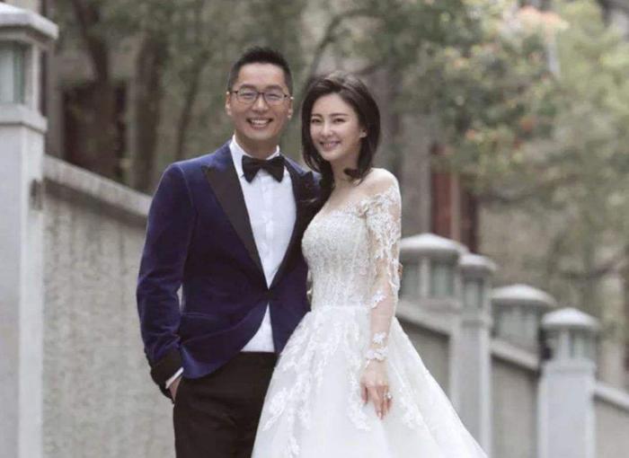 袁巴元开撕张钱豪!看张雨绮如何霸气回应?