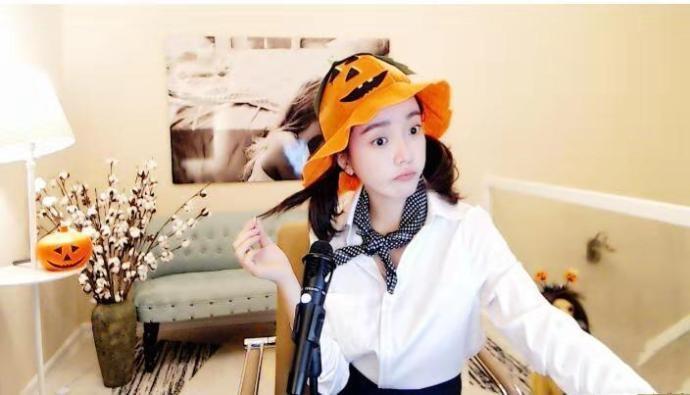 哦哦哦爱挑衅其他土豪玩家，他是任性娱乐还是另有他意？