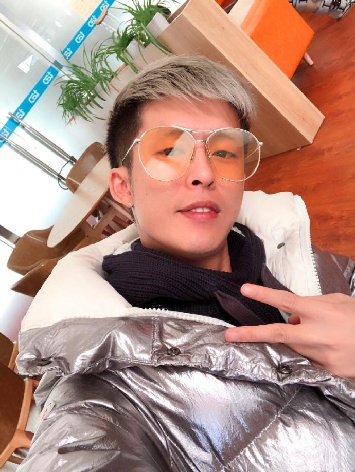 哦哦哦爱挑衅其他土豪玩家，他是任性娱乐还是另有他意？