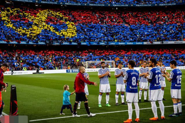 伊涅斯塔:22年,巴塞罗那永远的8号!