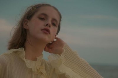 ​十二星座谁有双眼皮眼睛