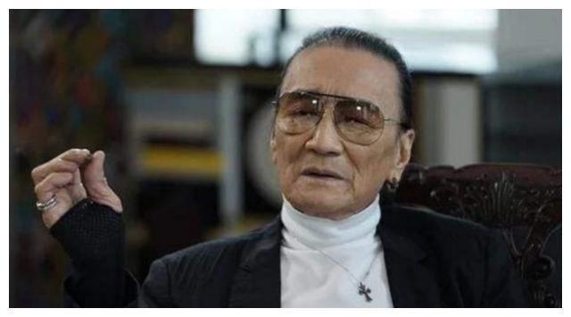 周润发是二哥,谢贤是四哥,网友:那一哥和三哥是谁啊?