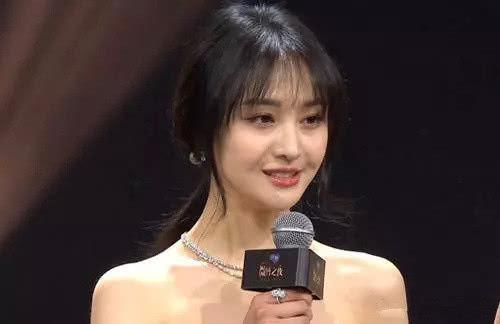 同样是168cm,当迪丽热巴与郑爽同框时,谁谎报身高一目了然