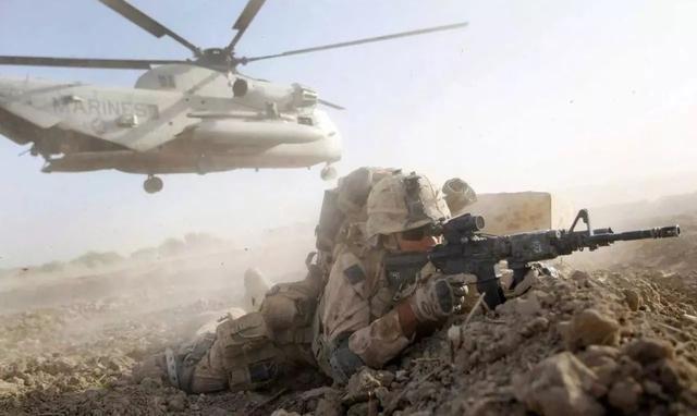 美国军机突然坠毁,连番大战损失惨重:八千美军面临同样下场