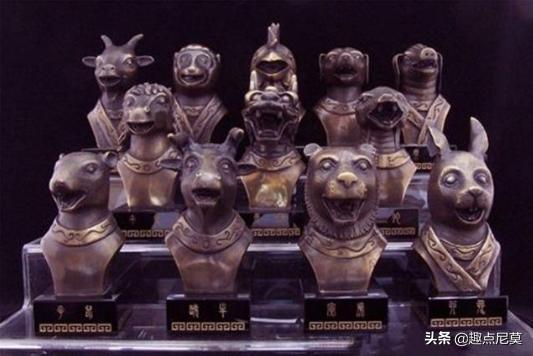 圆明园“龙首”现身巴黎拍卖会,华人2400万购得,专家:只值10万