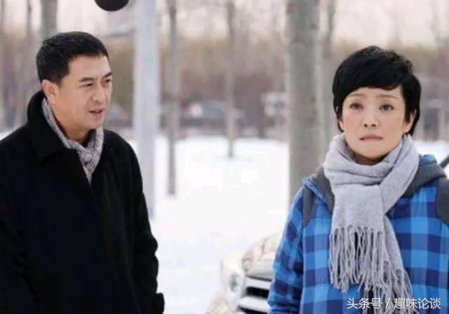 原来她是张嘉译老婆,一起拍过很多戏,网友:隐藏的挺深啊!