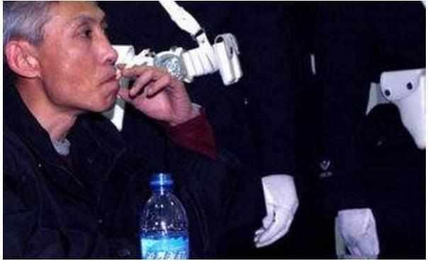 他是东北“黑帮教父”,打脸刘德华,打残副市长儿子!