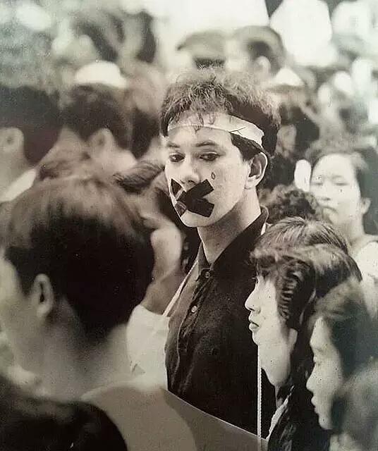 给人心里阴影的黄秋生，年轻的时候原来这么好看