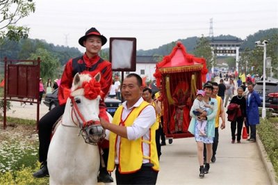 ​为什么ab型血不能结婚 哪两种血型不能生孩子