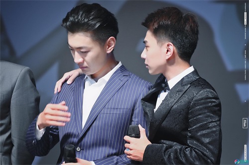 遇到情敌很容易就会主动退出的星座 遇到情敌很容易就会主动退出的星座