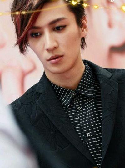 乔任梁肚子为什么空了(乔任梁的肚子和手臂)