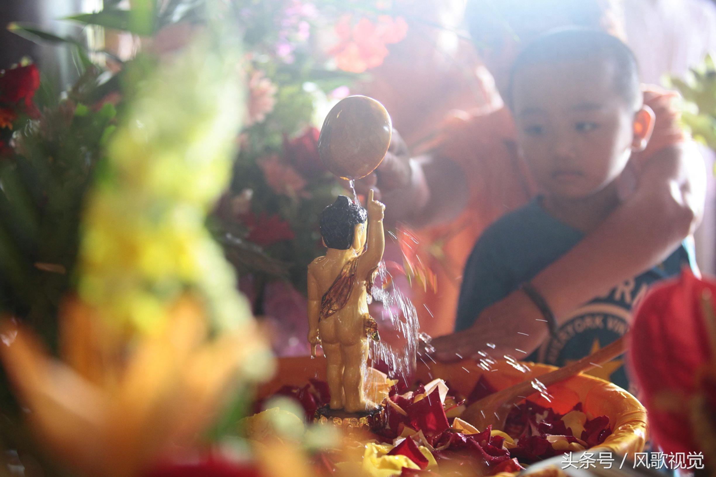 佛教寺庙四月初八举行“浴佛节”，佛门浴佛仪式的功德利益是什么