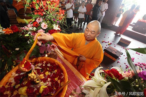 佛教寺庙四月初八举行“浴佛节”，佛门浴佛仪式的功德利益是什么