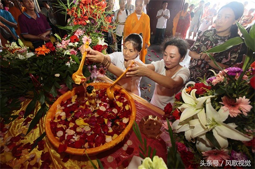 佛教寺庙四月初八举行“浴佛节”，佛门浴佛仪式的功德利益是什么