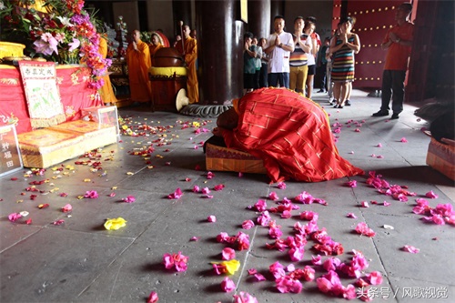 佛教寺庙四月初八举行“浴佛节”，佛门浴佛仪式的功德利益是什么