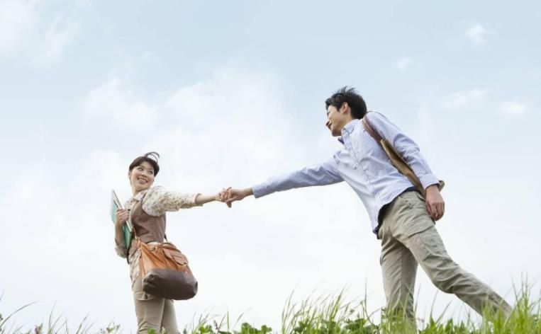 今年生肖鸡的婚姻与命运好吗