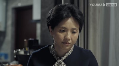 ​《人民的名义》梁璐｜错把路灯当月光 苦心竭力作茧终自缚