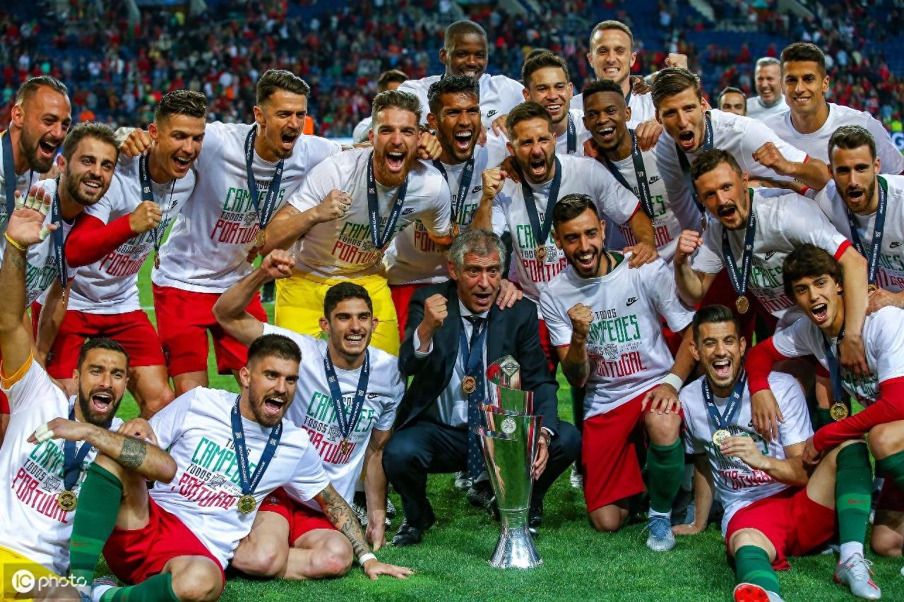 欧洲国家联赛决赛葡萄牙1比0荷兰,C罗作为队长捧杯激动时刻