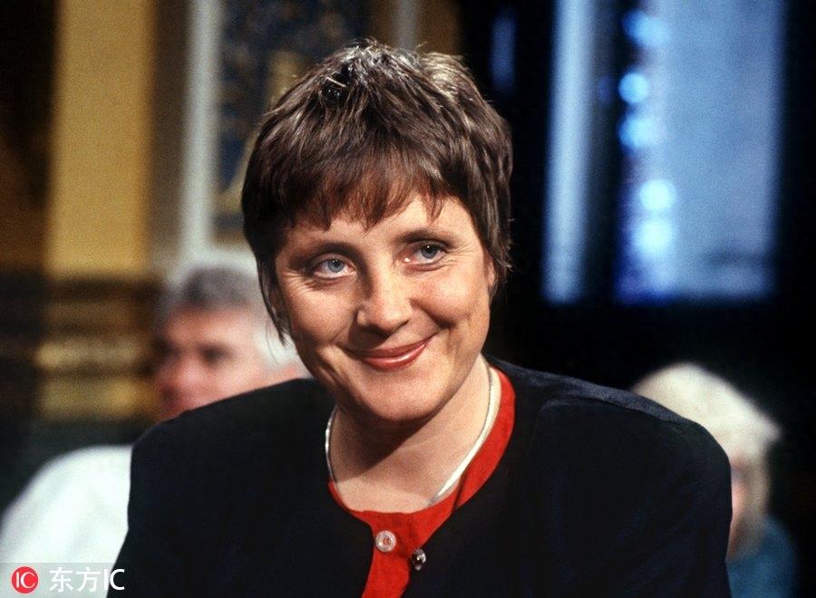 默克尔罕见旧照大曝光 默大妈年轻时候原来是这样