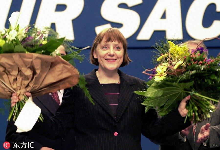 默克尔罕见旧照大曝光 默大妈年轻时候原来是这样