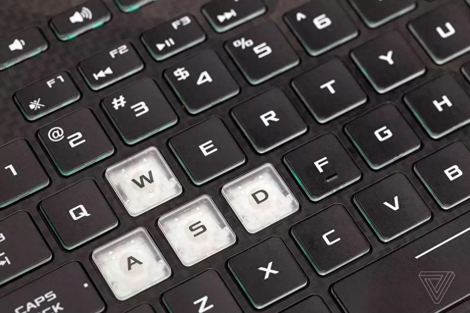 华硕败家之眼枪神2正式开售,13999起,144Hz 雾面屏表现抢眼