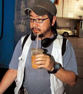 ​她是刘德华的亲姐姐，却过着与刘德华天壤之别的生活