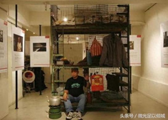 实拍香港笼屋,繁荣背后的“贫民窟”生存状态