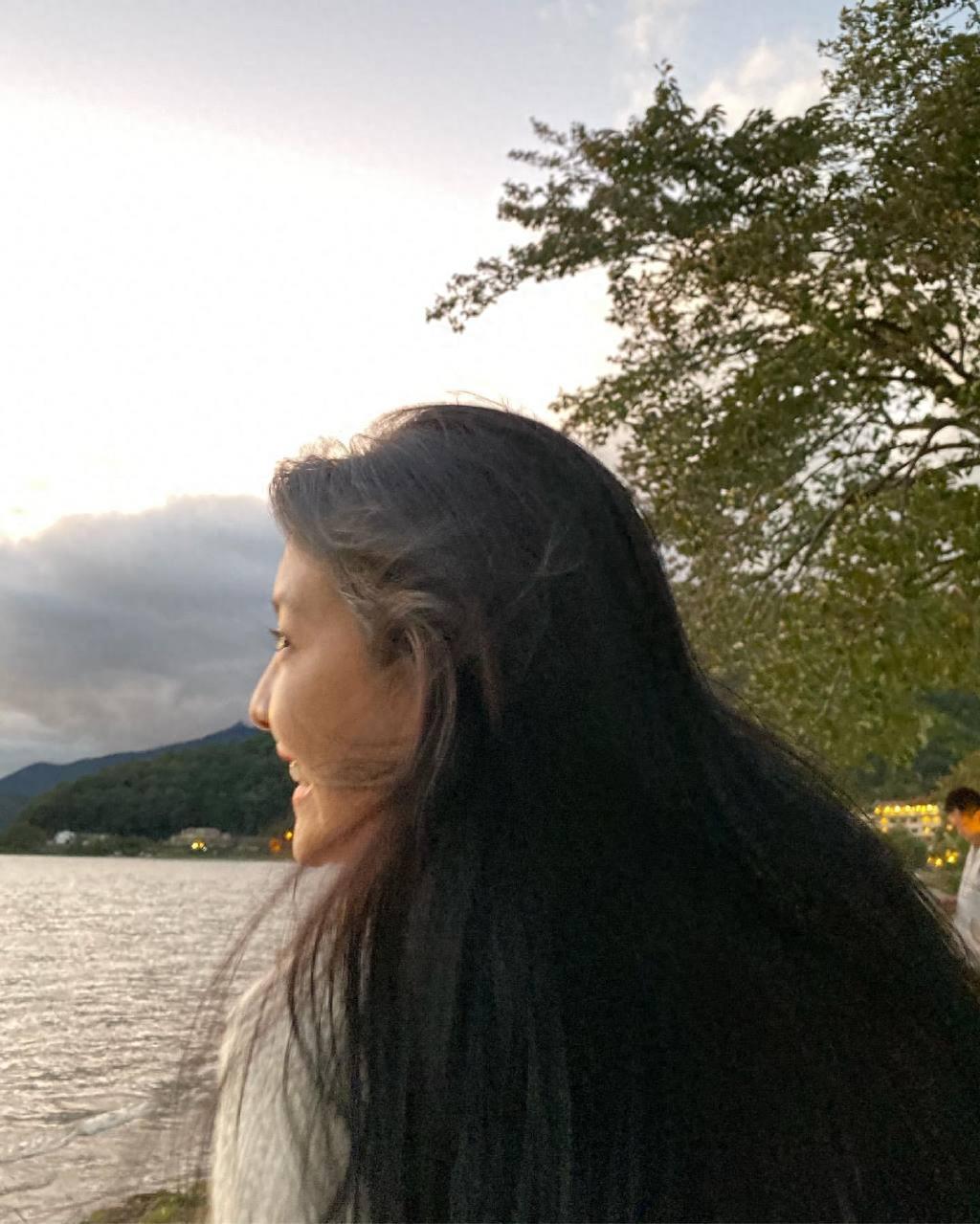 章若楠，来自浙江温州，就读于杭州电子科技大学，中国内地女演员