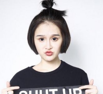 ​球球在快手仙洋直播间粉丝破千万，称邀请仙洋和本山大叔一起吃饭