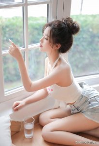 ​超漂亮的九头身美女，这身材太美了